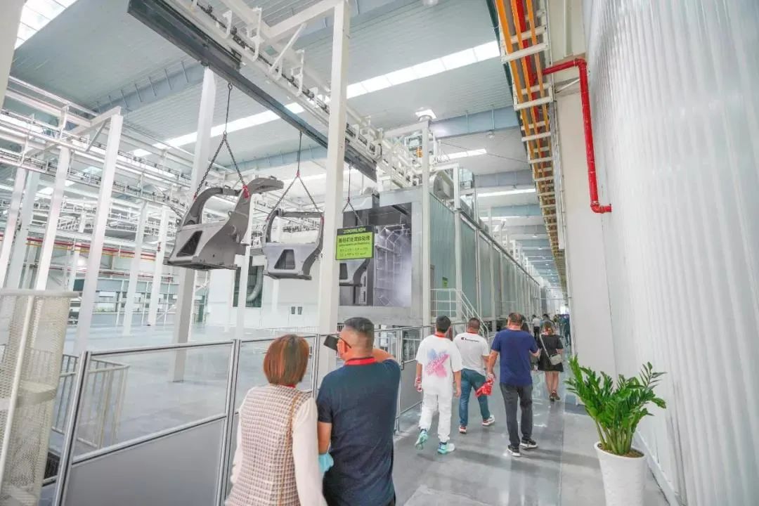 工程機(jī)械外觀品質(zhì)要求越來越高！涂裝實(shí)施方案探討