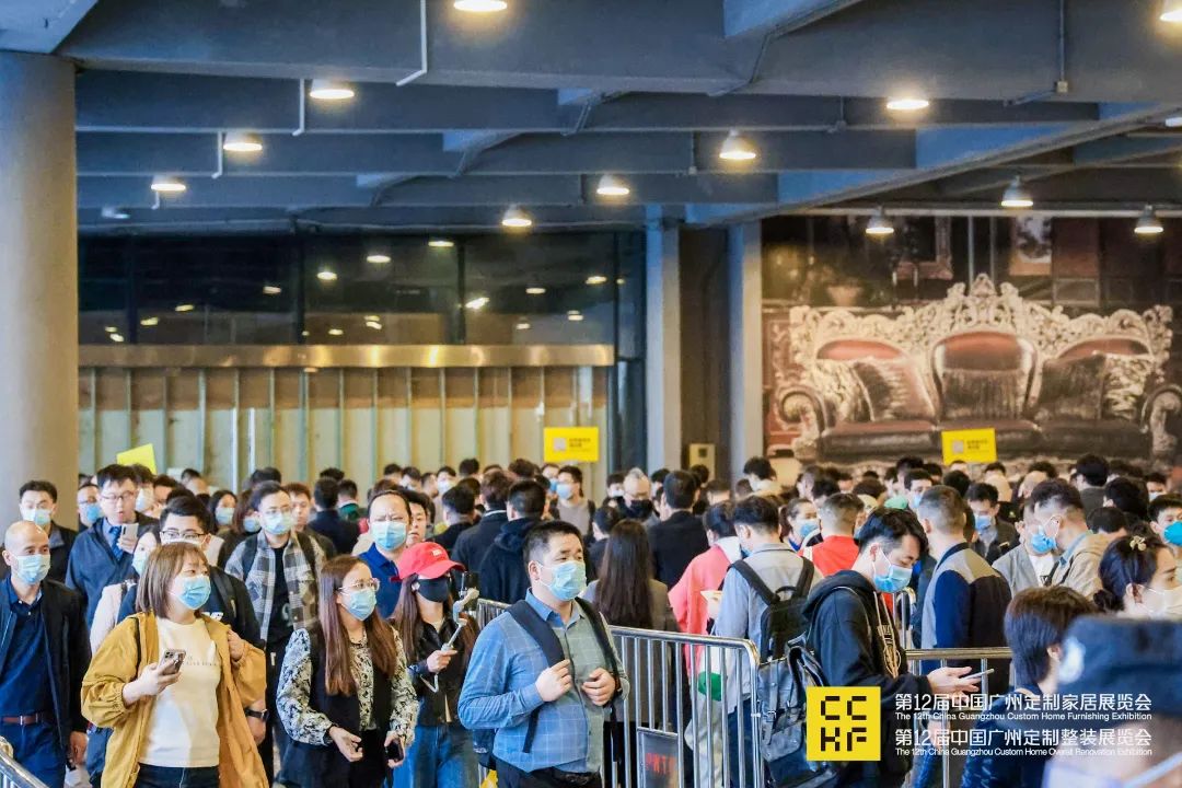 展會(huì)首日！多家企業(yè)攜MDF靜電噴粉家具精彩亮相