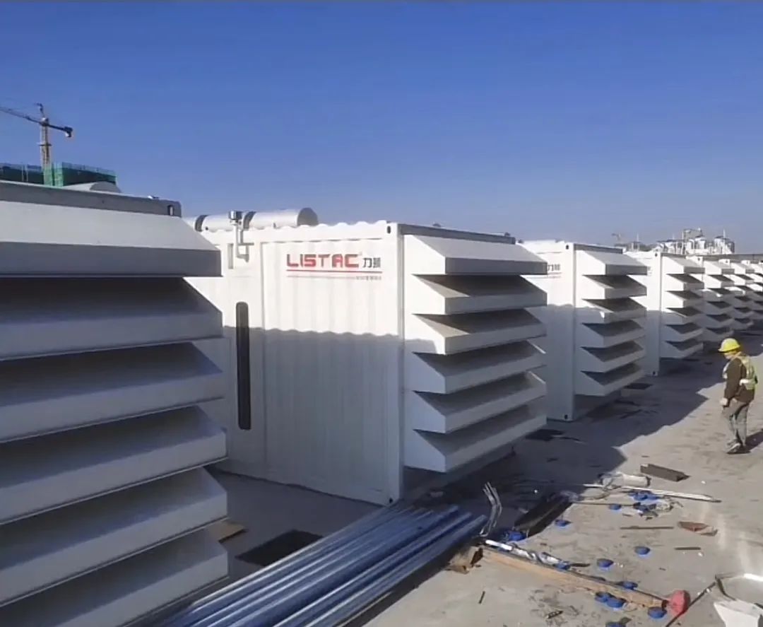 高速柴油發(fā)電機(jī)“噴粉”！怡昌力獅增設(shè)一條噴粉線